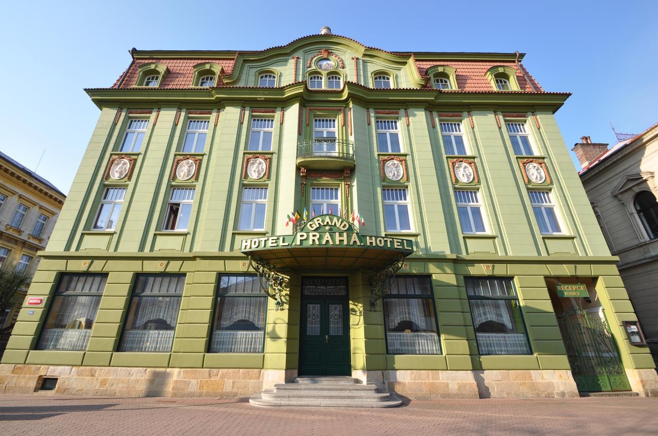 Grand Hotel Praha Jicin Exterior photo